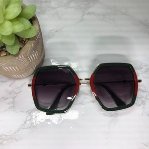 🕶 Green Square Sunglasses 🕶